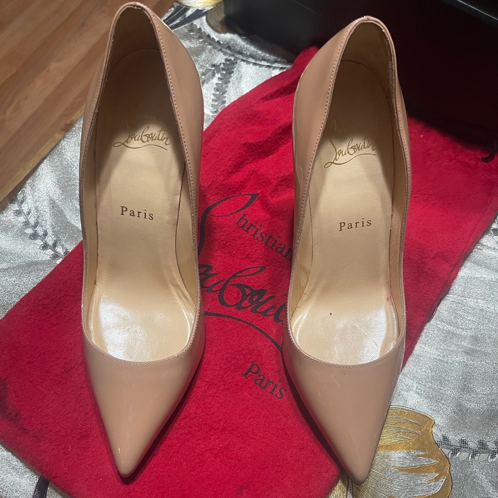 Christian Louboutin pigalle 100 nude High Heels